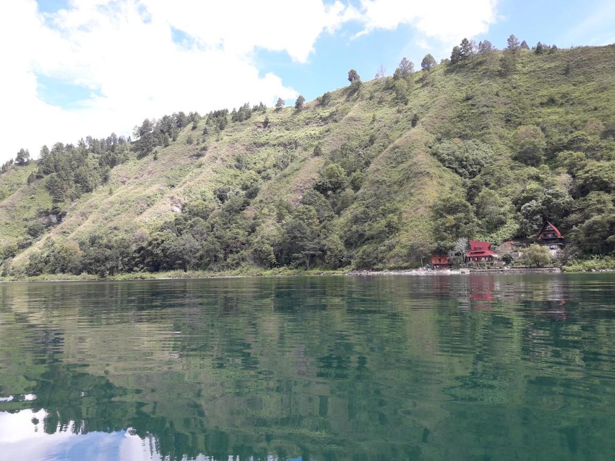 Pondok Berata Dapdap Balige Exterior foto