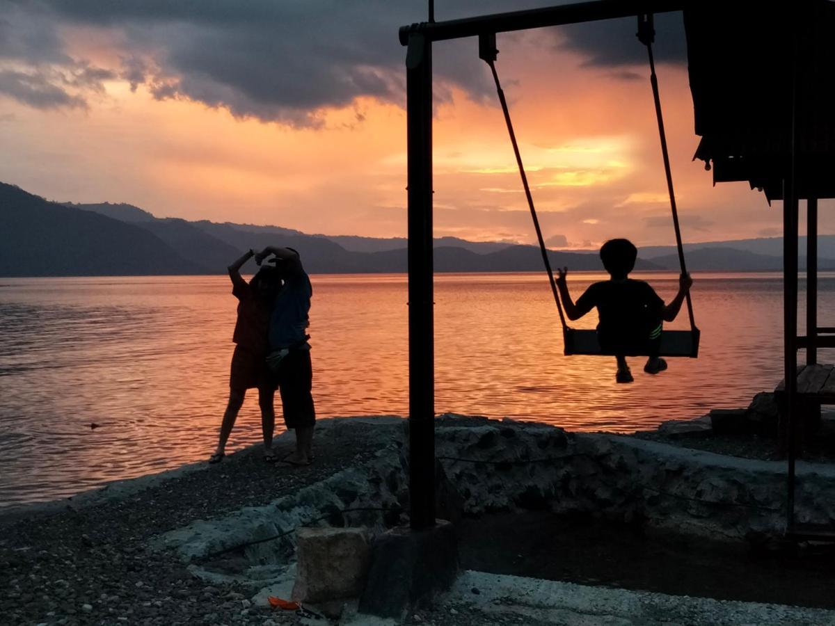 Pondok Berata Dapdap Balige Exterior foto